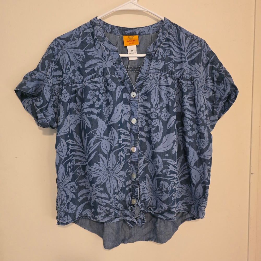 Womens Floral Chambray Top Size Petite Small Blue Floral Tie Button Up Boho